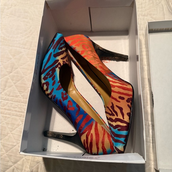 Nine West Vibrant Multicolor Heels - Picture 2 of 3